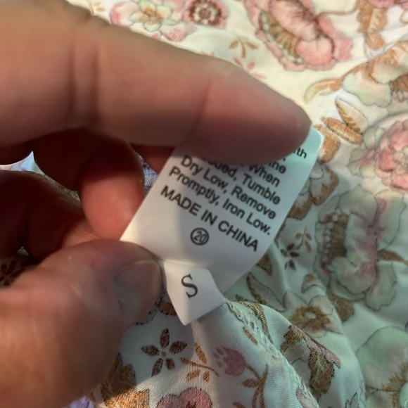 Pretty Garden floral wrap maxi. - Picture 13 of 13